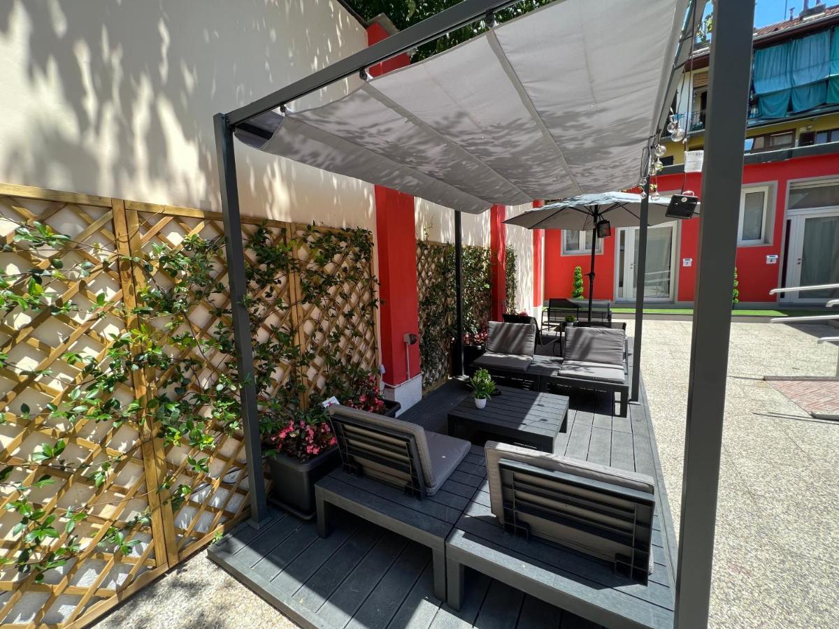 Hostel Turin Metro Young 외부 사진
